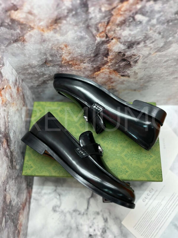Gucci лоферы PR381552 4