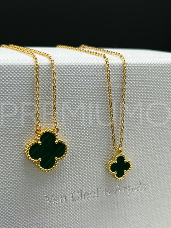 Van Cleef & Arpels подвеска PR997669