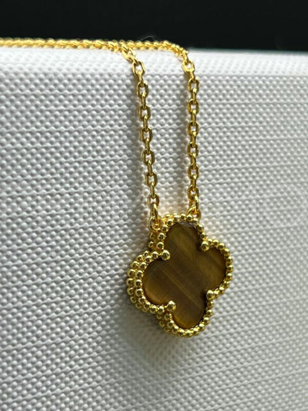 Van Cleef & Arpels подвеска PR589596