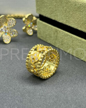 Van Cleef & Arpels кольцо PR844736