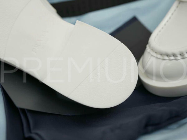 Prada мюли PR267608 8