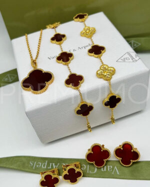 Van Cleef & Arpels браслет слева PR903090