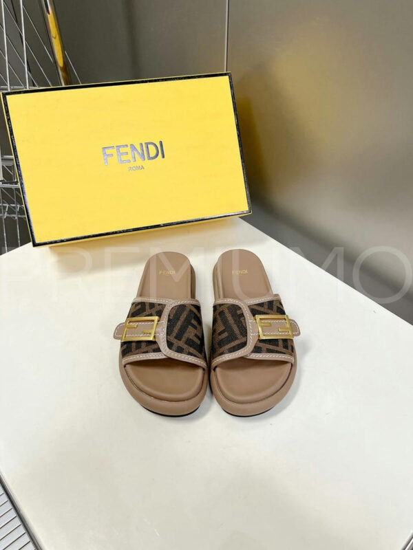 Fendi шлепанцы PR501732 4