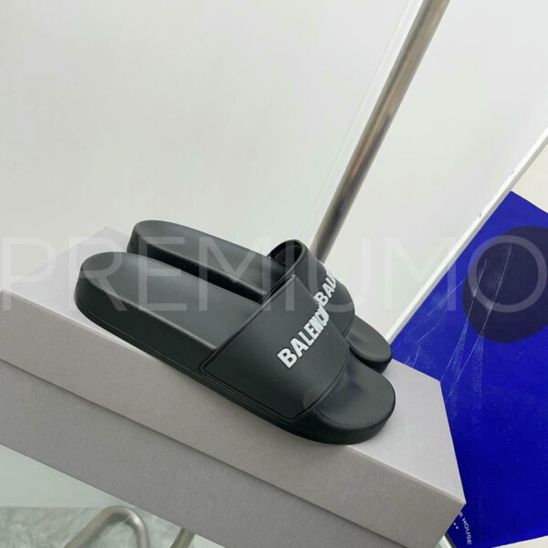 Balenciaga шлепанцы PR933275 3