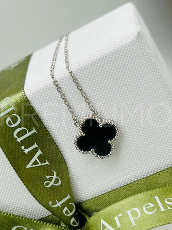 Van Cleef & Arpels подвеска PR401528