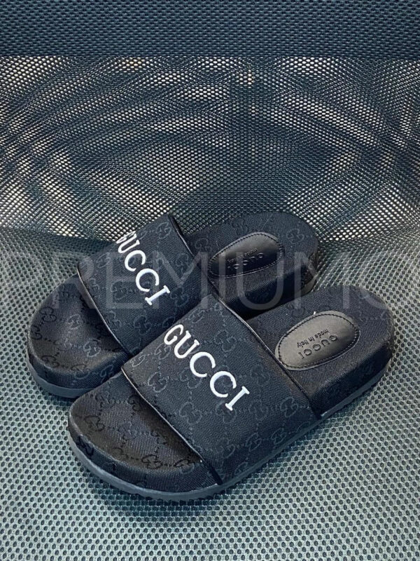 Gucci шлепанцы PR627993 2