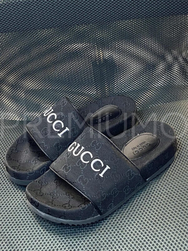 Gucci шлепанцы PR627993