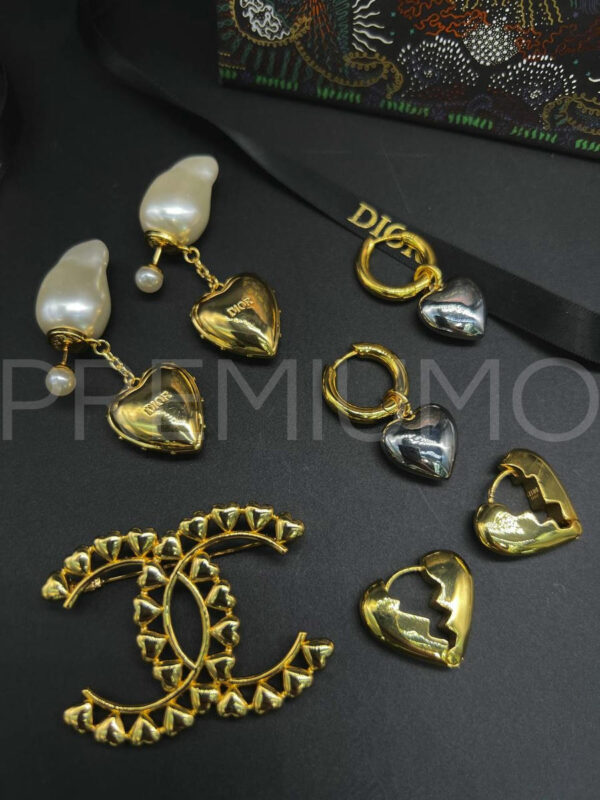 Chanel брошь PR439074 2