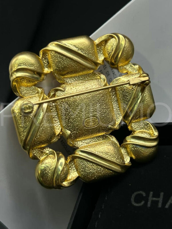 Chanel брошь PR665059 2