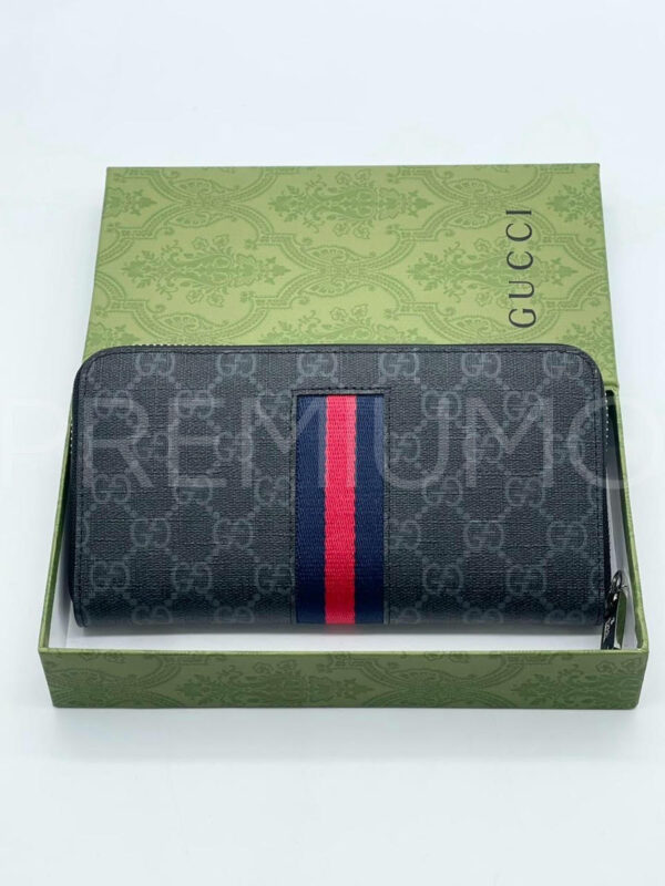 Gucci кошелек PR900913 3