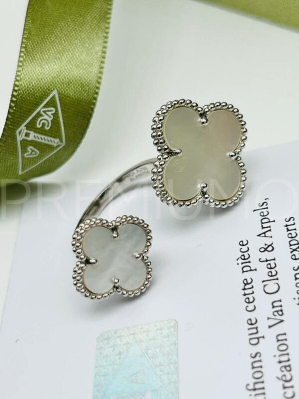 Van Cleef & Arpels кольцо справа PR998130