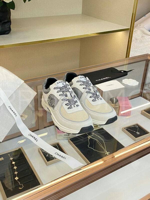 Chanel кроссовки PR837928 10