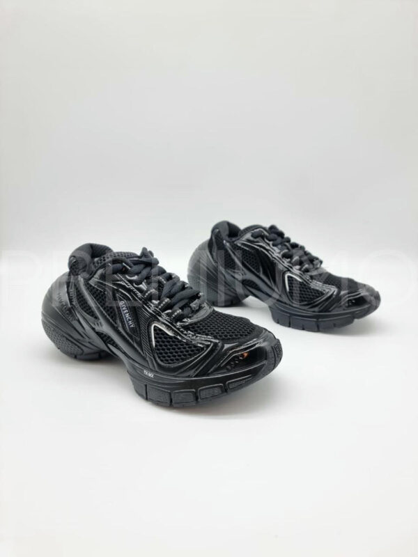 Givenchy кроссовки PR846539 2