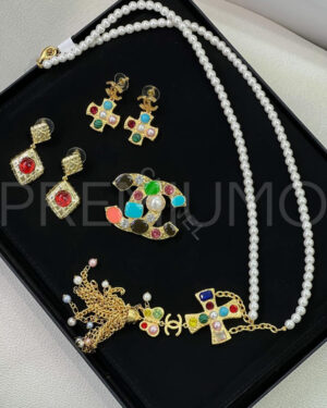 Chanel серьги с красным камнем PR444777