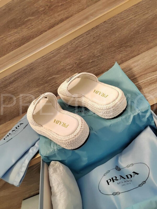 Prada шлепанцы PR437207 3