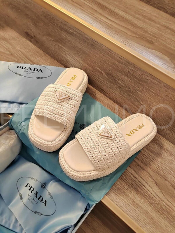 Prada шлепанцы PR437207 7