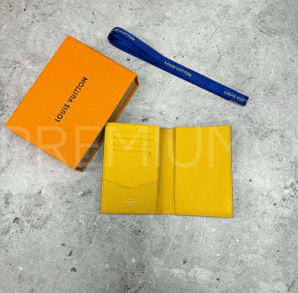 Louis Vuitton обложка на паспорт PR823595 12