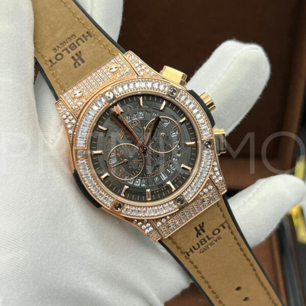 Hublot часы PR559777 4