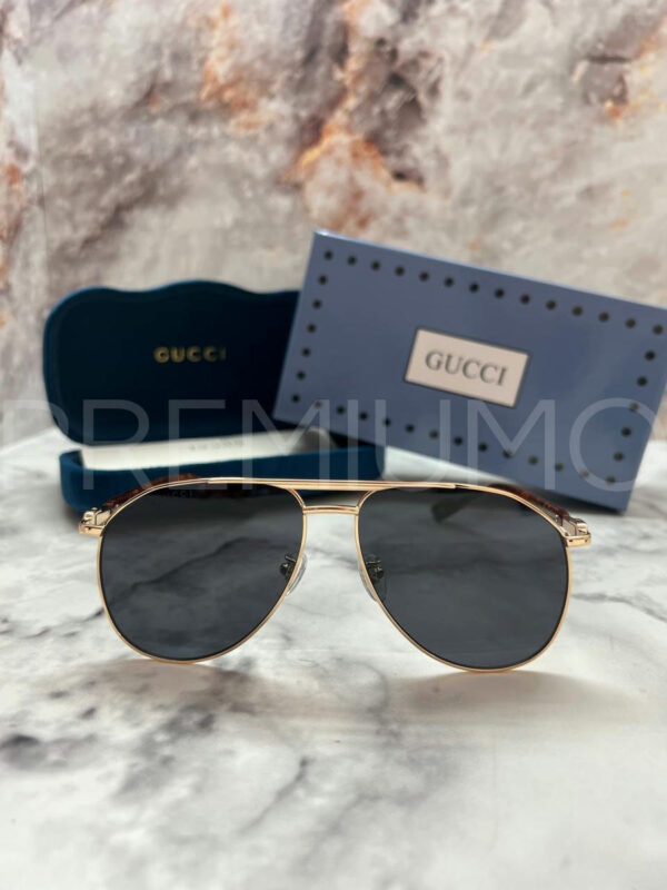 Gucci очки PR920611