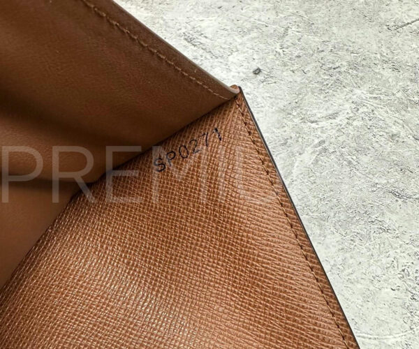 Louis Vuitton обложка на паспорт PR940110 8