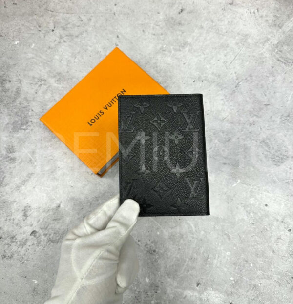 Louis Vuitton обложка на паспорт PR347822 10