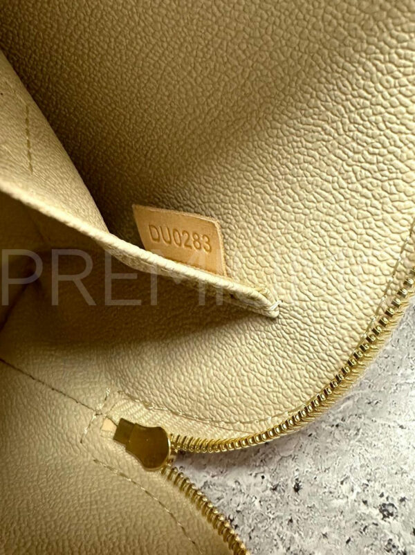 Louis Vuitton косметичка PR210051 6