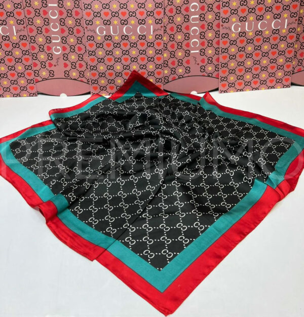 Gucci платок PR755578
