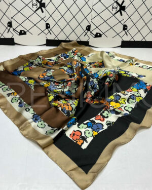 Chanel платок PR423354