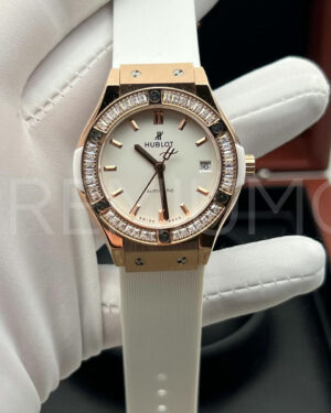 Hublot часы PR282570