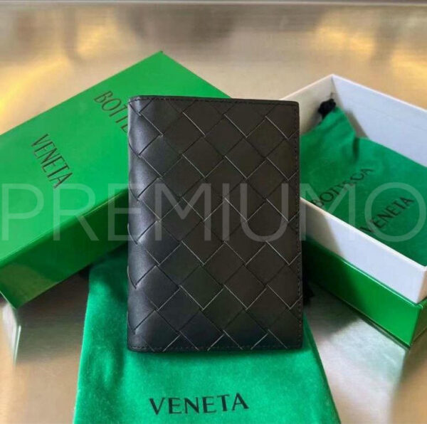 Bottega Veneta обложка на паспорт PR356775