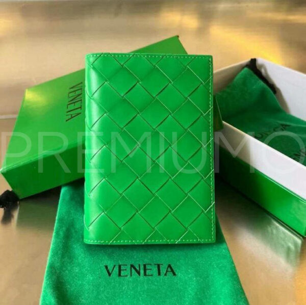 Bottega Veneta обложка на паспорт PR747586