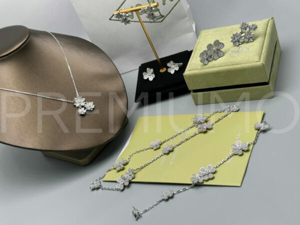 Van Cleef & Arpels колье PR733319 2