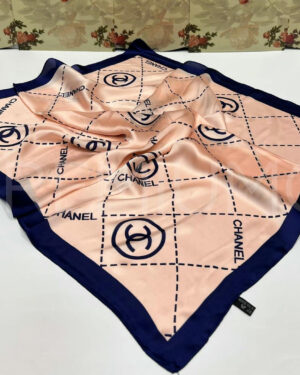 Chanel платок PR404715