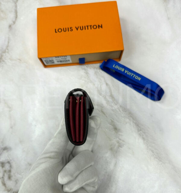 Louis Vuitton картхолдер PR663378 6