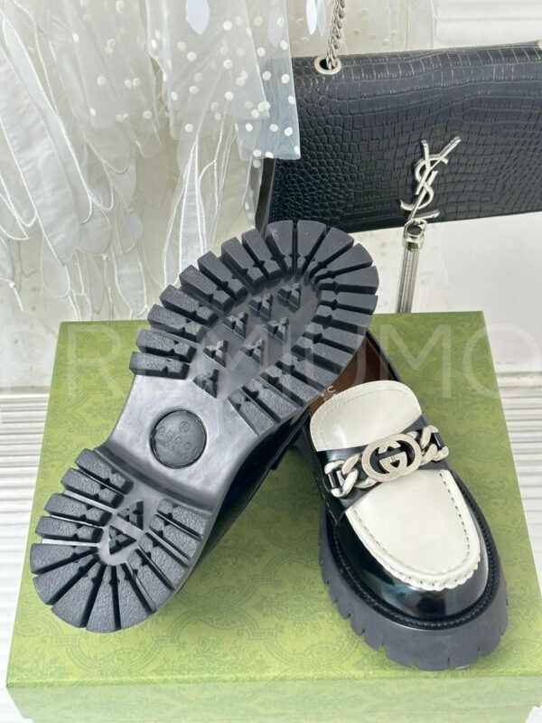 Gucci лоферы PR303655 5