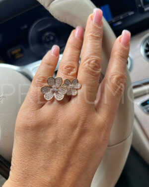 Van Cleef & Arpels кольцо PR410835