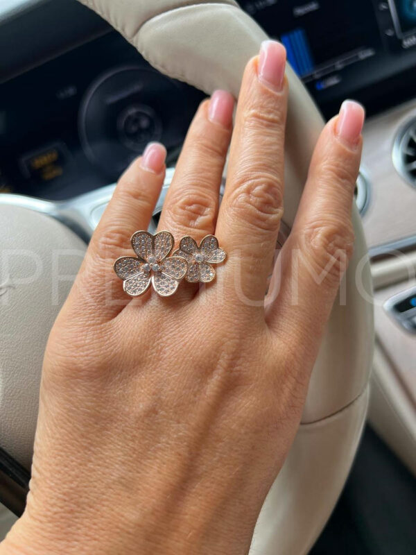 Van Cleef & Arpels кольцо PR410835