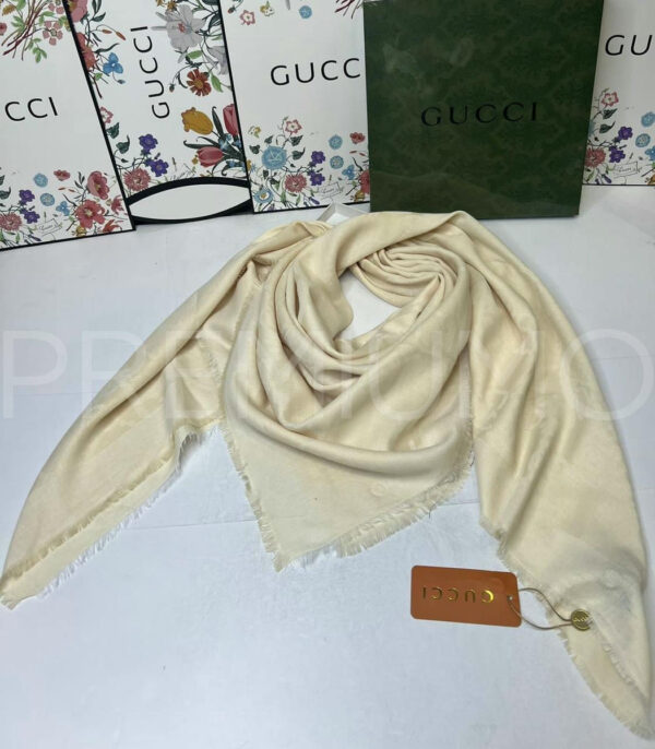 Gucci платок PR880731