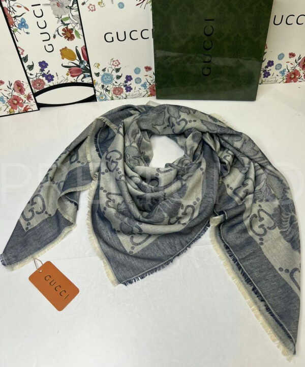 Gucci платок PR891572