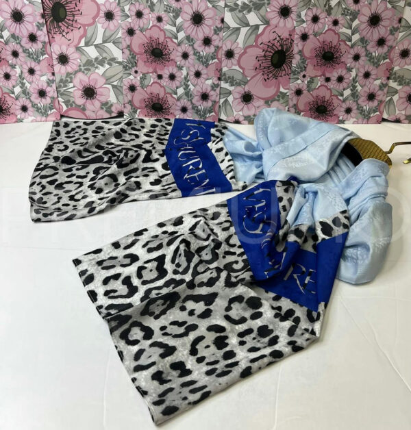 Yves Saint Laurent палантин PR817484