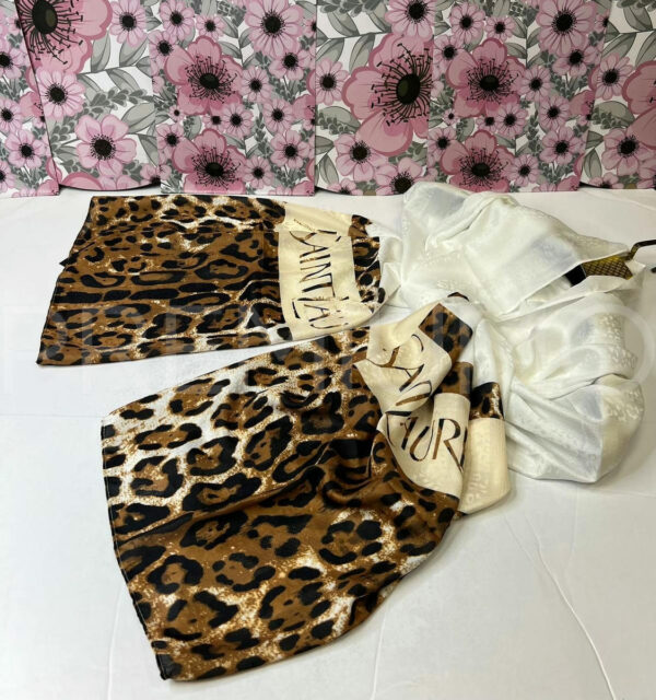 Yves Saint Laurent палантин PR335447