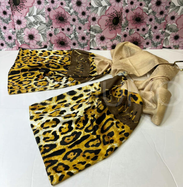 Yves Saint Laurent палантин PR539449