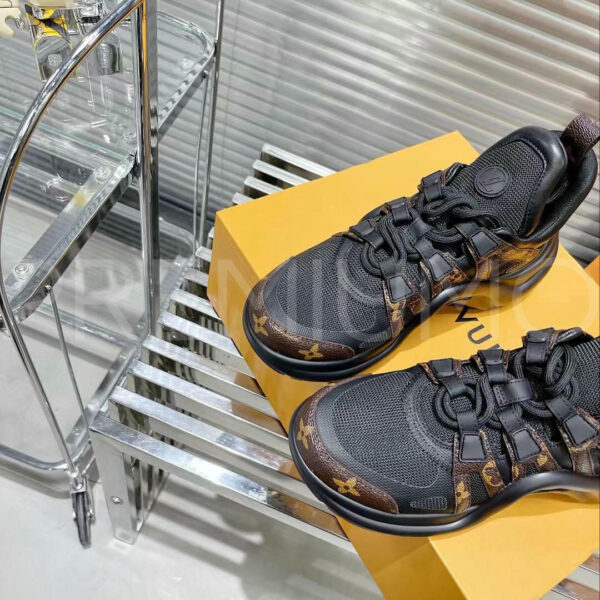 Louis Vuitton кроссовки PR6065YI 26