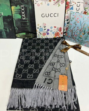 Gucci палантин PR734052