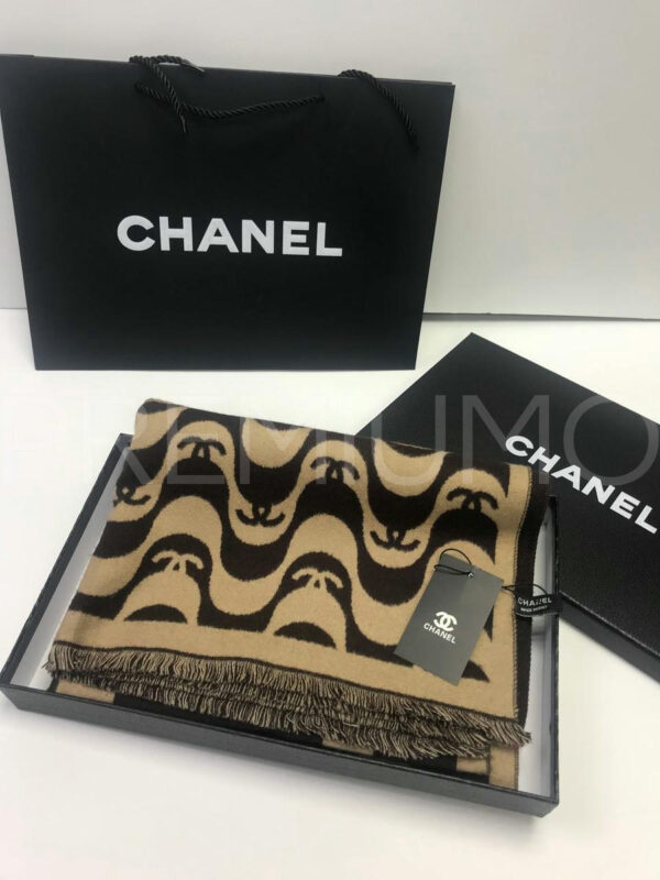 Chanel палантин PR627745 2