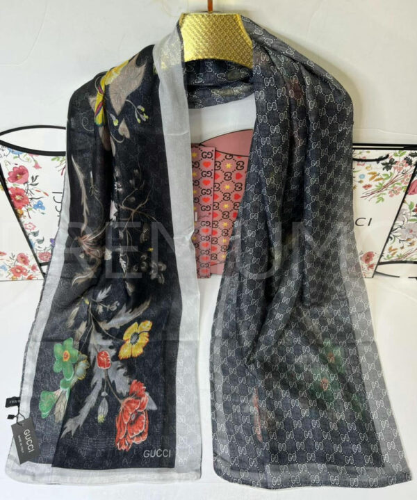 Gucci палантин PR659039