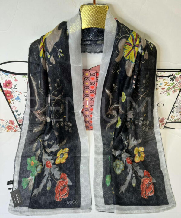 Gucci палантин PR659039 2