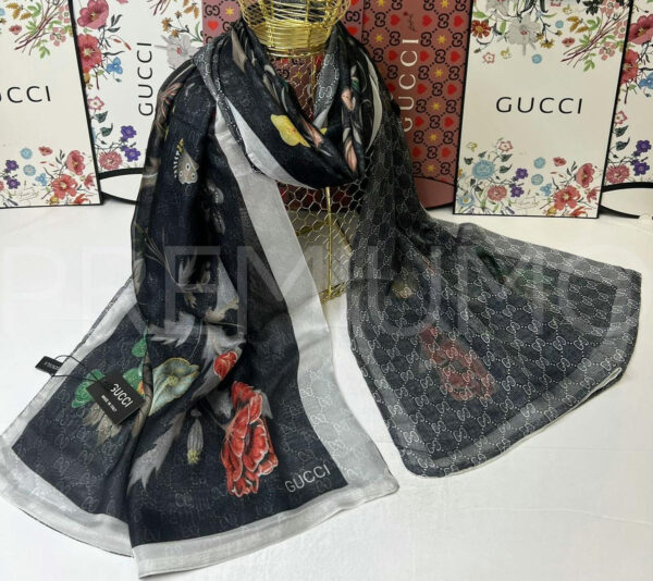 Gucci палантин PR659039 5