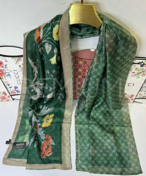 Gucci палантин PR982664