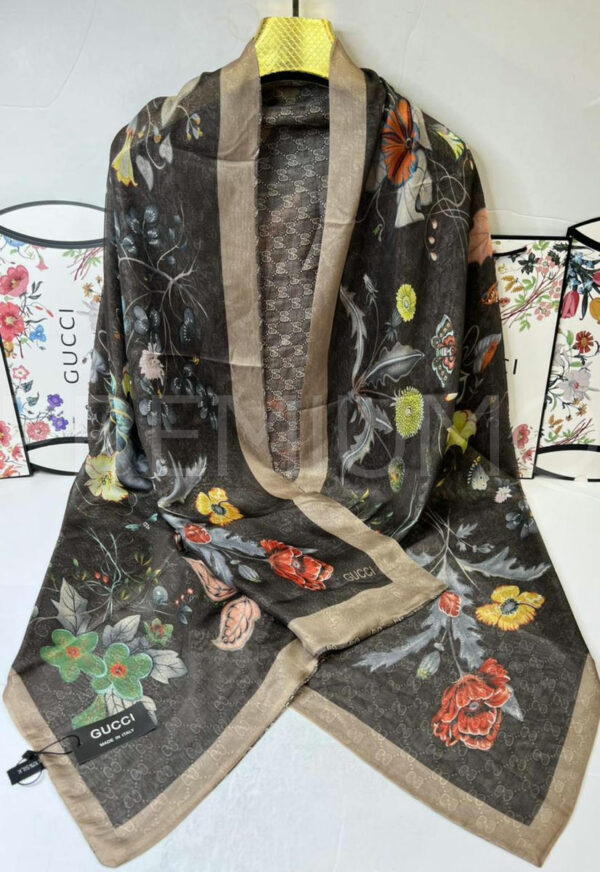 Gucci палантин PR885424 5